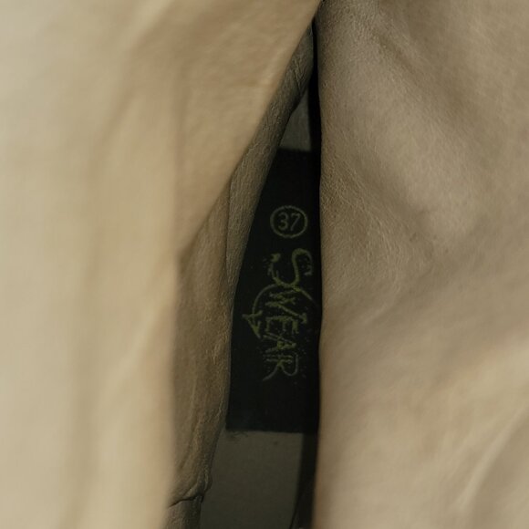 SWEAR ALTERNATIVE YETI BOOTS | Moon Boots | Furry Boots | 90's swear platforms - Picture 3 of 9